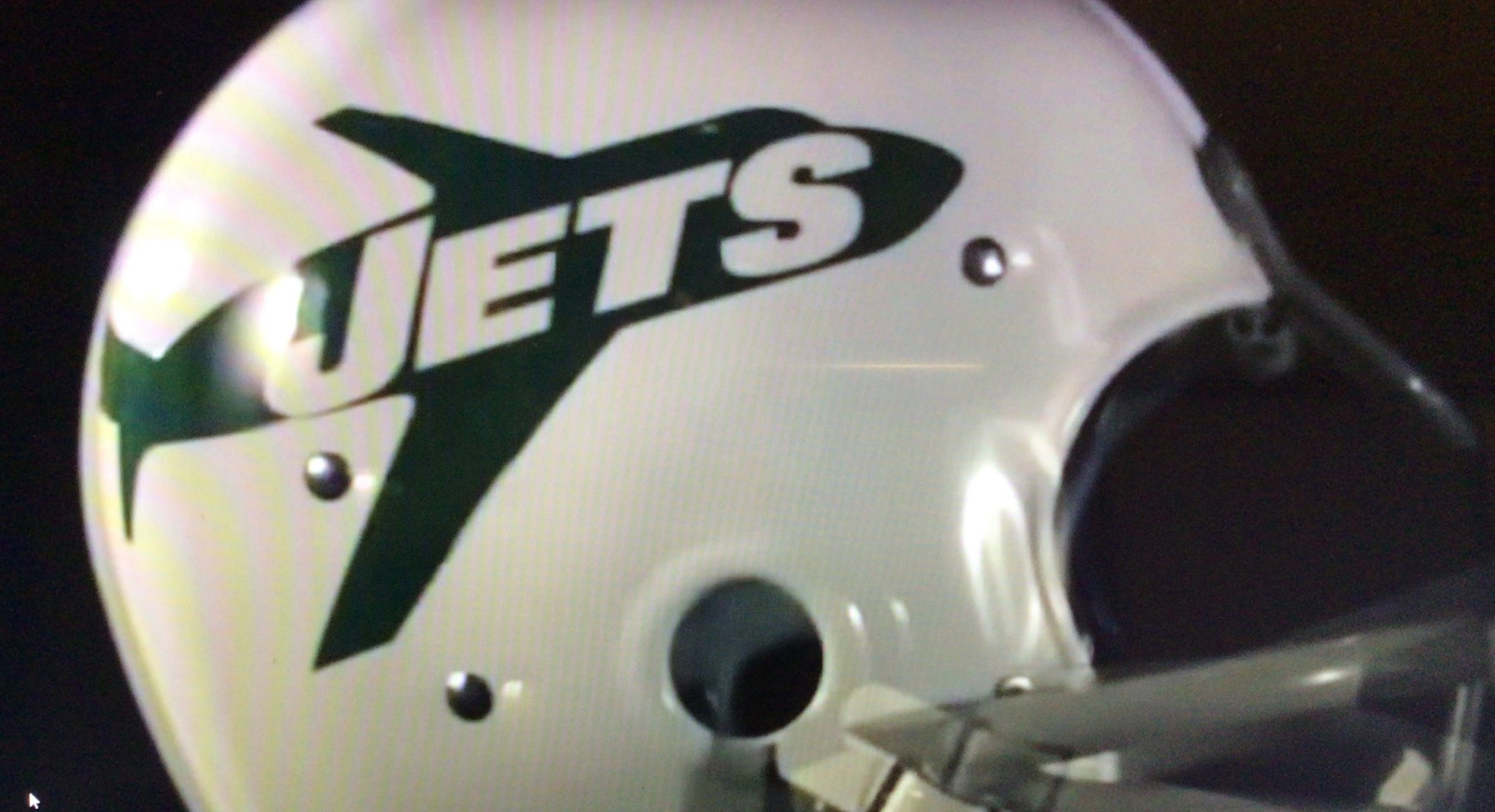 清水利彦コラム】新春初笑い特別企画「NFLヘルメット・珍品 